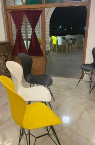 صندلی فایبر یا پلاستیکی